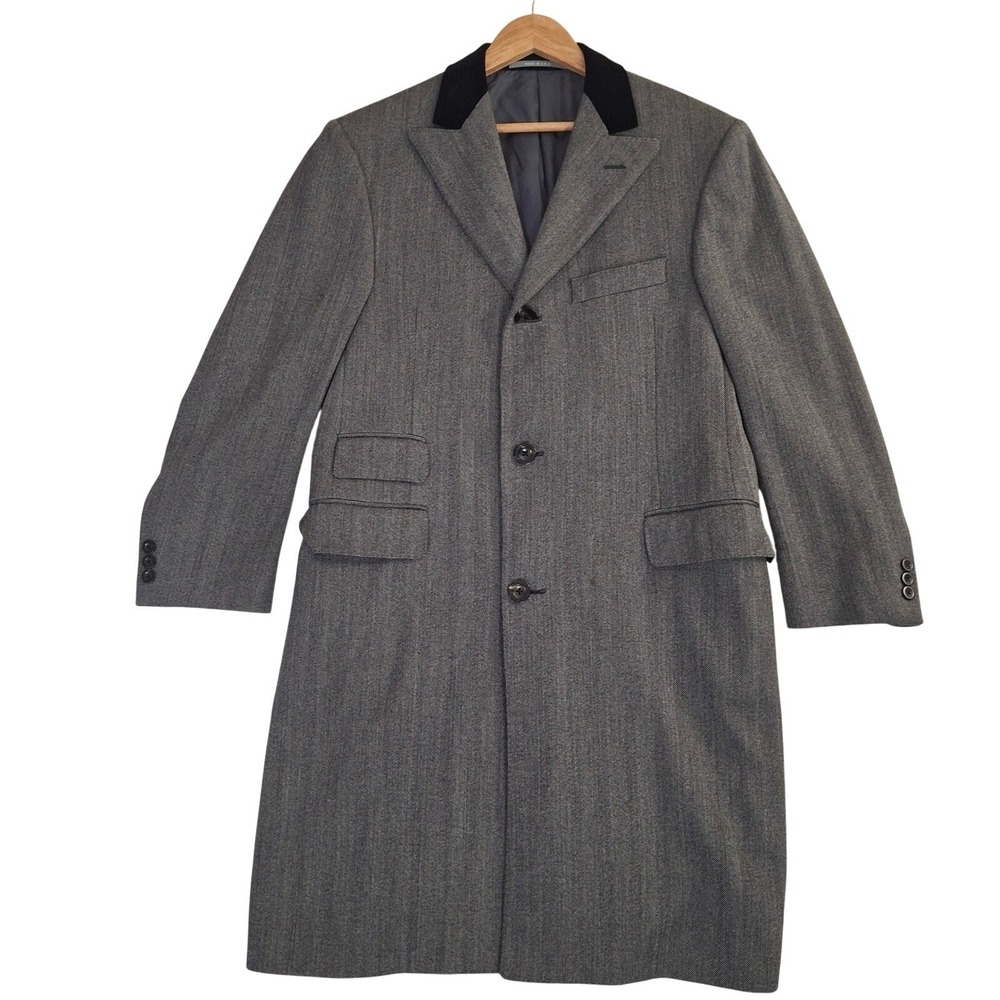 Hickey Freeman Mens 38S Gray Herringbone Worsted Wool Overcoat Velvet Collar